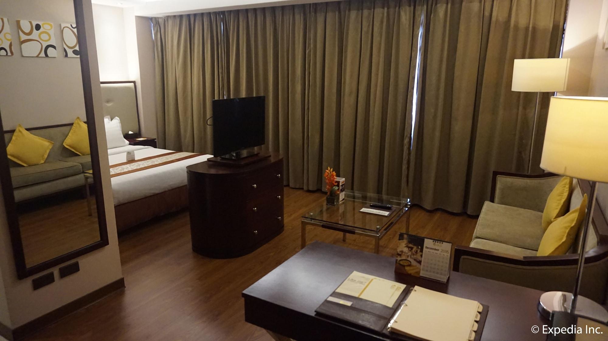 Ace Hotel And Suites Pasig City Екстериор снимка