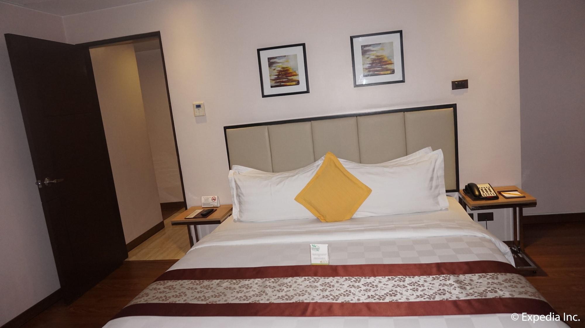 Ace Hotel And Suites Pasig City Екстериор снимка