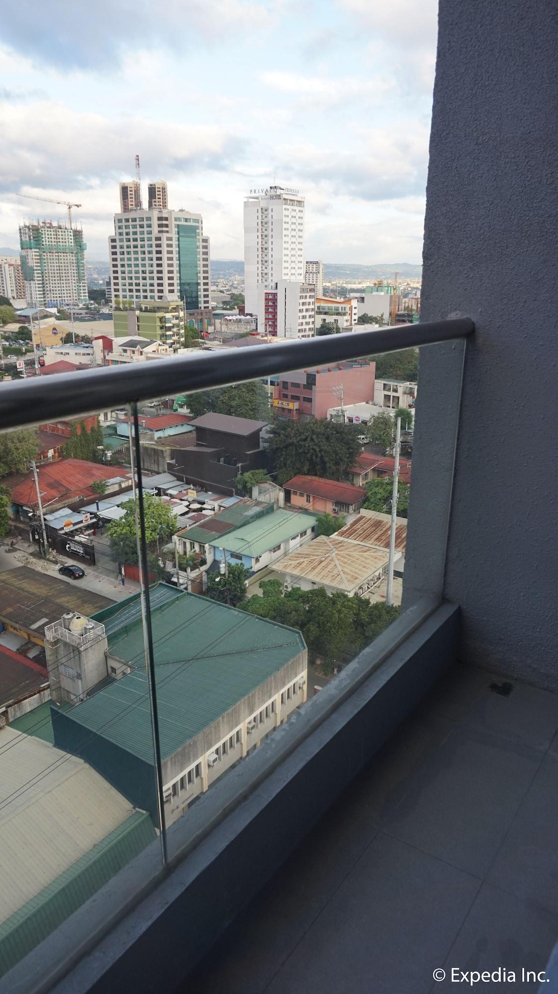 Ace Hotel And Suites Pasig City Екстериор снимка