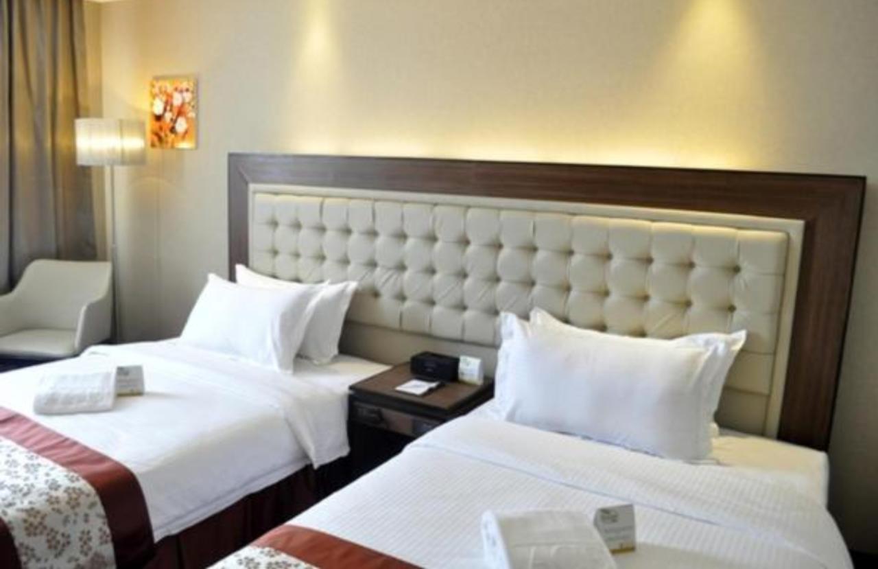 Ace Hotel And Suites Pasig City Екстериор снимка